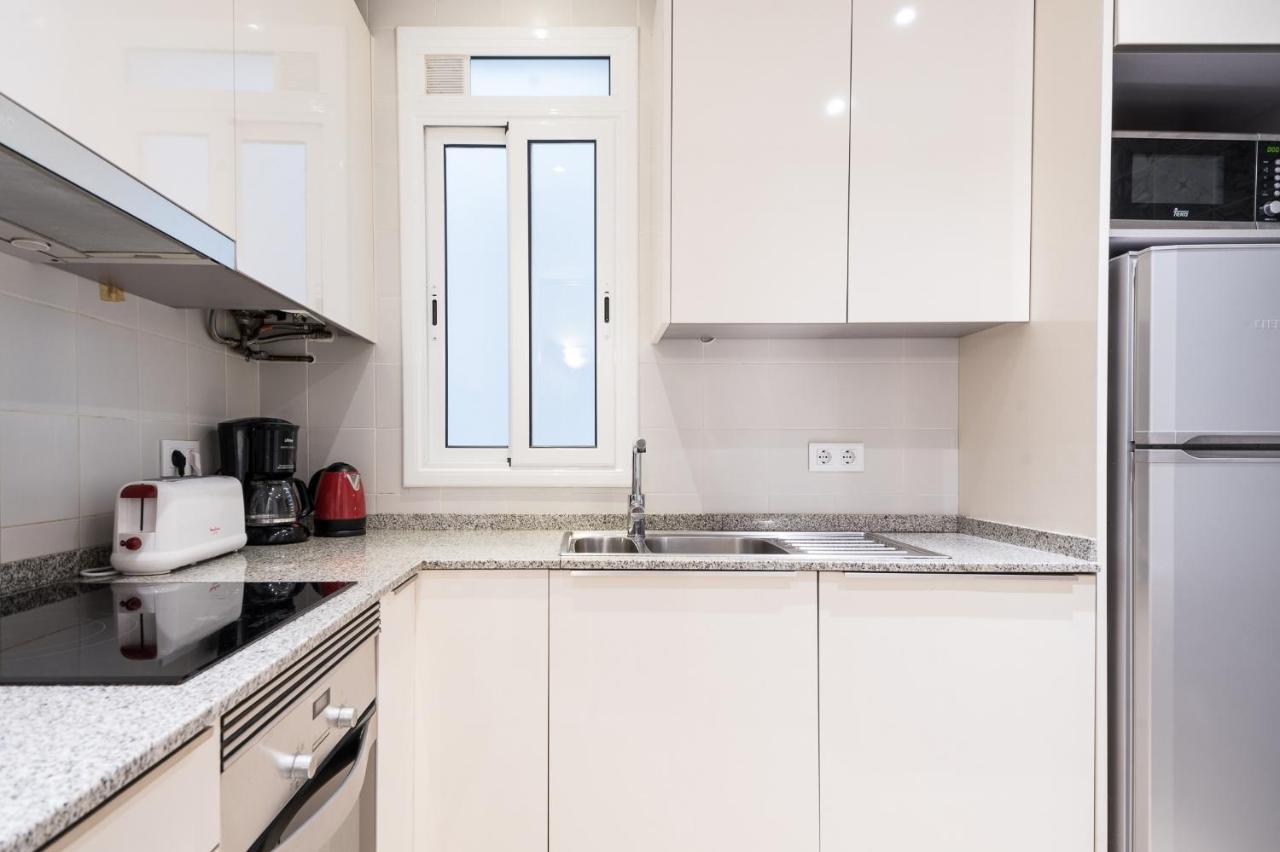 Spacious 3 Bed Apt In The Heart Of Sant Antoni 巴塞罗那 外观 照片