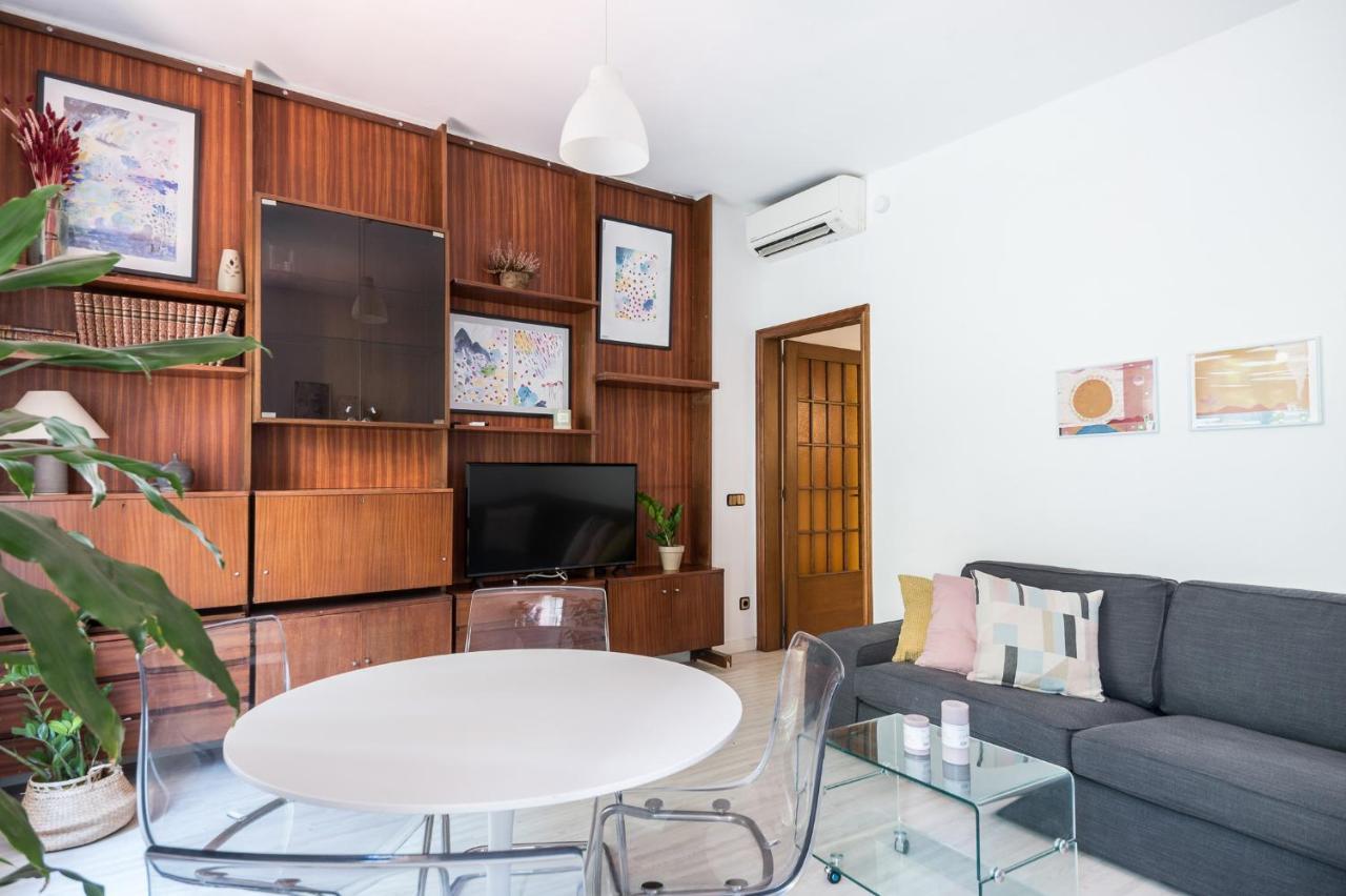 Spacious 3 Bed Apt In The Heart Of Sant Antoni 巴塞罗那 外观 照片