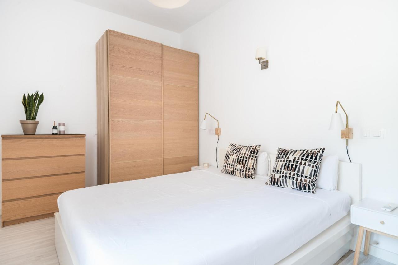 Spacious 3 Bed Apt In The Heart Of Sant Antoni 巴塞罗那 外观 照片