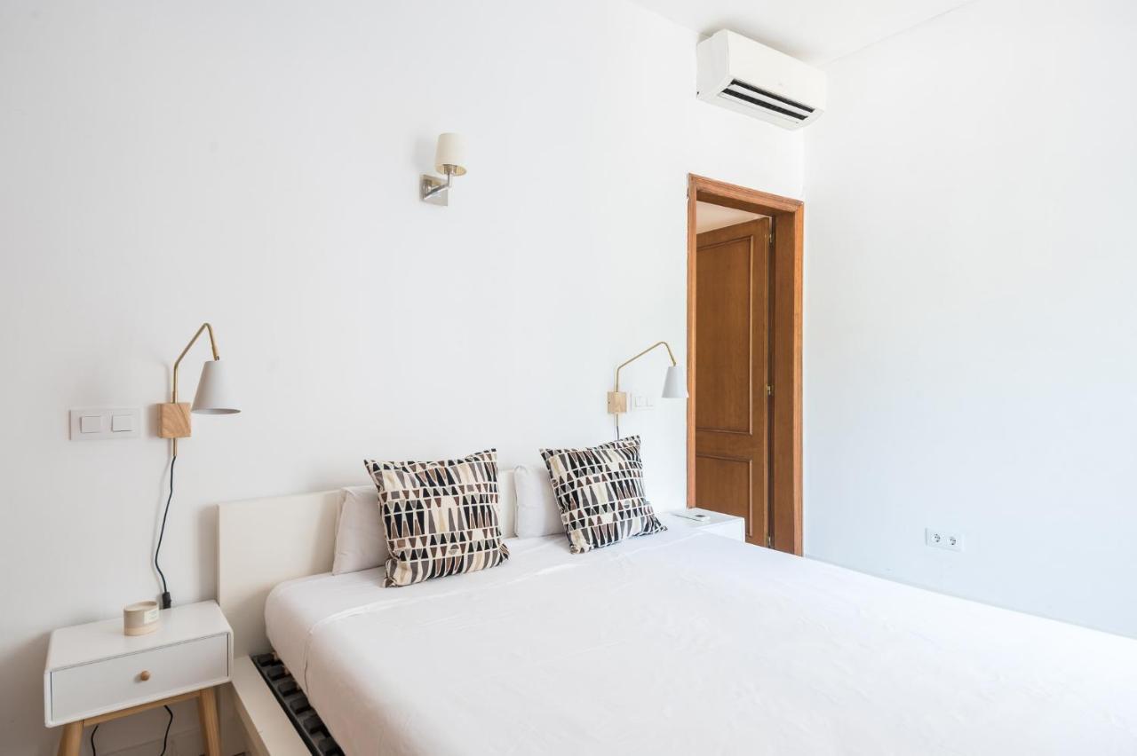 Spacious 3 Bed Apt In The Heart Of Sant Antoni 巴塞罗那 外观 照片