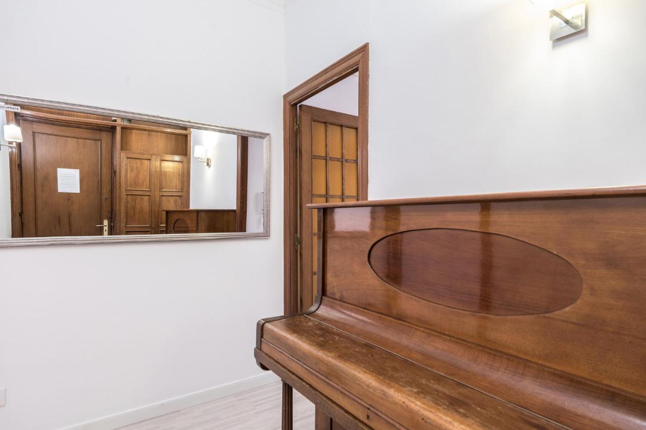 Spacious 3 Bed Apt In The Heart Of Sant Antoni 巴塞罗那 外观 照片