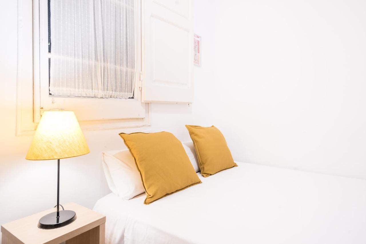 Spacious 3 Bed Apt In The Heart Of Sant Antoni 巴塞罗那 外观 照片